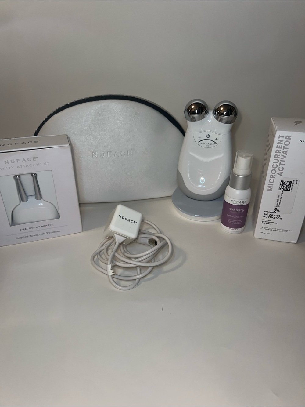 NuFace Trinity Pro Microcurrent Facial Toning Kit with Accessories